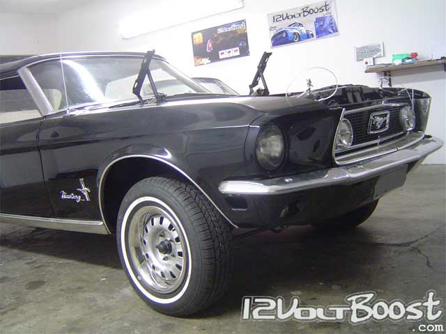 Ford_Mustang_68_Convertible_BlackPearl_03.jpg